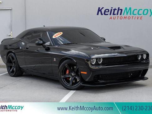 Used 2022 Dodge Challenger R/T Scat Pack w/ Plus Package RWD image 1