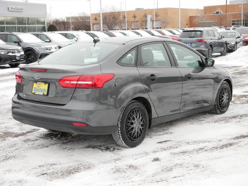 Used 2018 Ford Focus S image 7