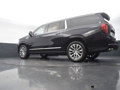 Used 2021 GMC Yukon XL Denali w/ Denali Premium Package image 54