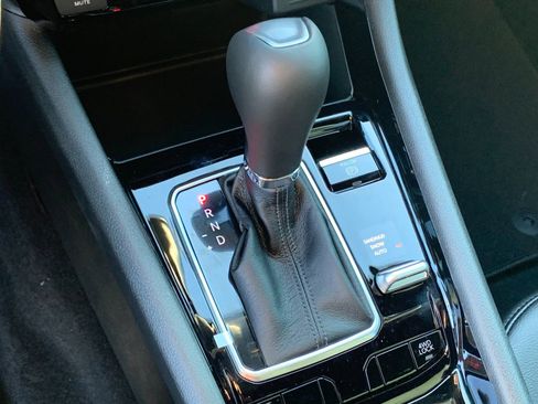 New 2026 Jeep Compass Limited image 22