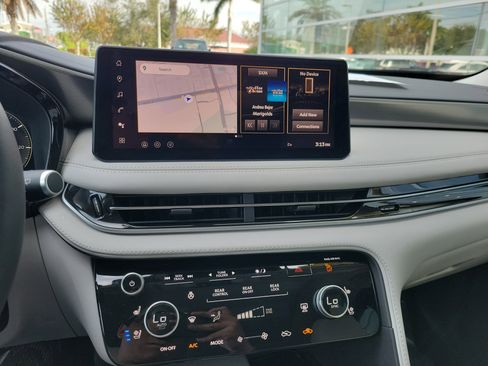 Certified 2026 INFINITI QX60 Luxe w/ Cargo Package image 25