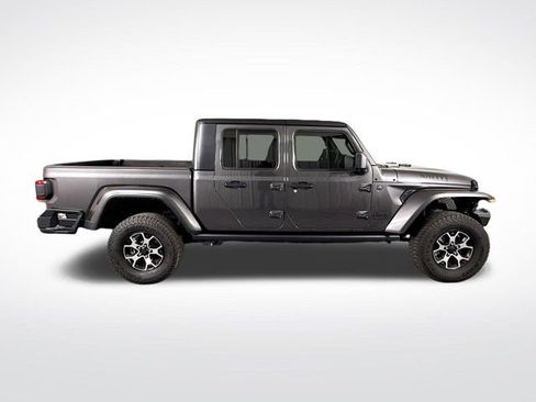 Used 2024 Jeep Gladiator Sport image 8