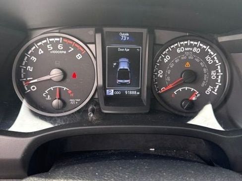 Used 2021 Toyota Tacoma SR AWD/4WD image 5
