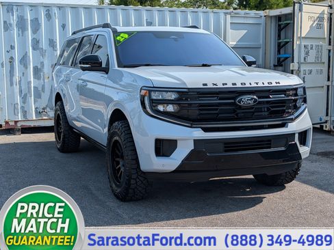 Certified 2025 Ford Expedition Max Platinum w/ Stealth Performance Package AWD/4WD image 1
