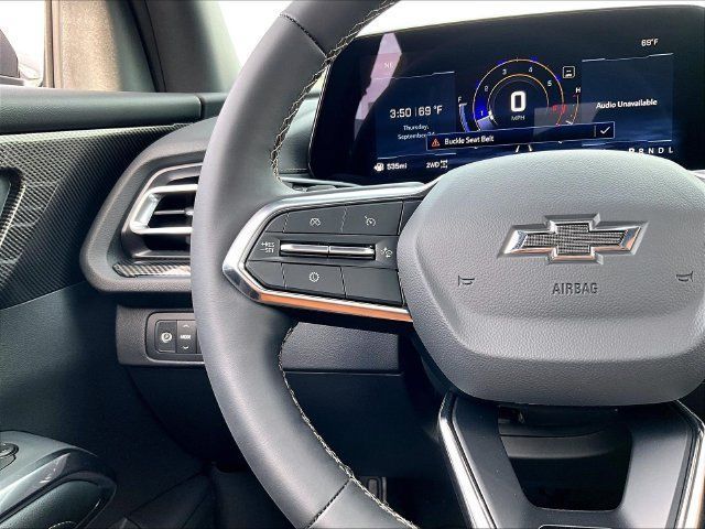 New 2027 Chevrolet Traverse Z71 w/ Driver Confidence Package AWD/4WD image 18