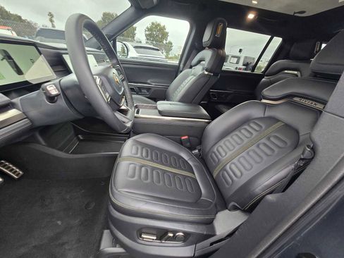 Used 2023 Rivian R1S Adventure image 24