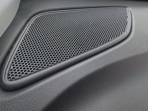 Used 2024 Chevrolet Equinox LT image 22