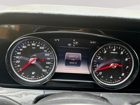 Used 2018 Mercedes-Benz E 400 4MATIC Coupe image 10