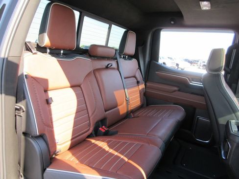 Certified 2025 GMC Sierra 1500 Denali Ultimate AWD/4WD image 29