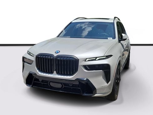 New 2027 BMW X7 xDrive40i w/ M Sport Package AWD/4WD image 2