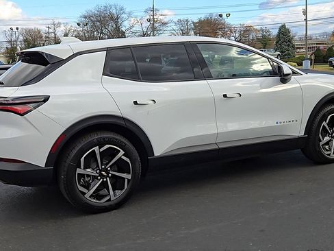 New 2026 Chevrolet Equinox EV LT image 4