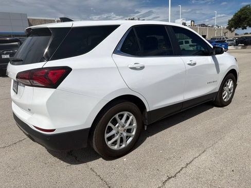 Used 2024 Chevrolet Equinox LT FWD image 4
