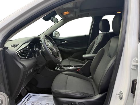 Used 2022 Buick Encore GX Select w/ Experience Buick Package image 9