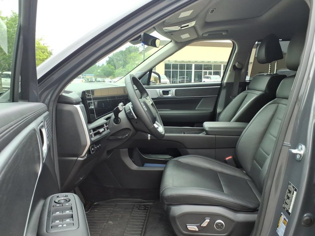 Certified 2026 Hyundai Santa Fe Limited AWD/4WD image 15