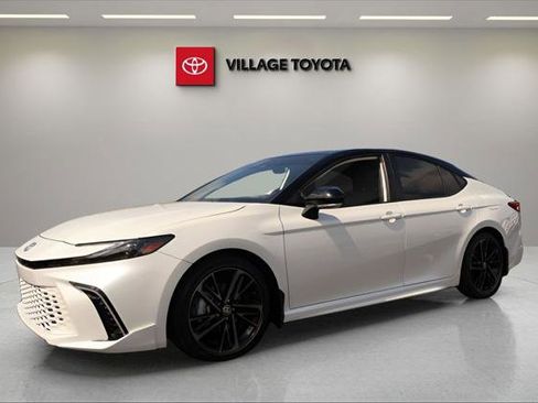 Certified 2025 Toyota Camry XSE FWD image 1