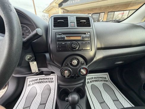 Used 2013 Nissan Versa S Plus image 18