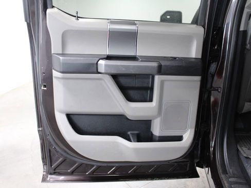 Used 2019 Ford F150 XLT w/ Equipment Group 302A Luxury image 27