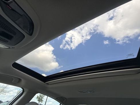 Used 2025 Subaru Legacy Limited image 22