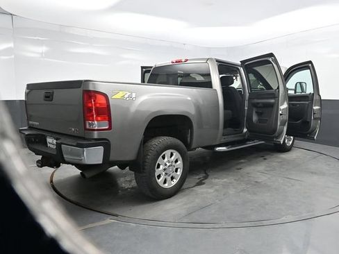 Used 2014 GMC Sierra 2500 SLE w/ SLE Preferred Package AWD/4WD image 44
