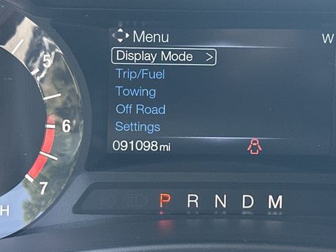 Used 2017 Ford Expedition XLT AWD/4WD image 32