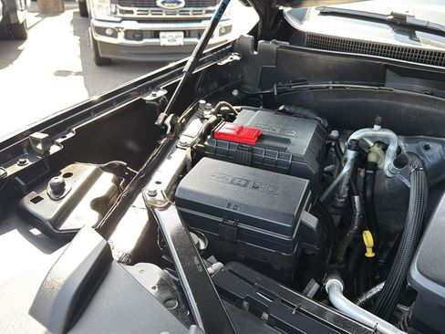 Used 2022 GMC Yukon AT4 w/ Max Trailering Package AWD/4WD image 41