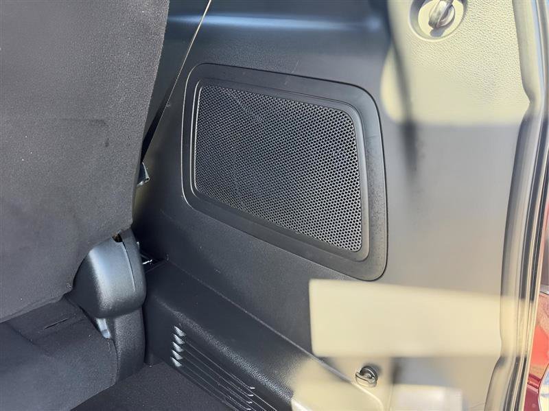 Used 2018 Ford Explorer Sport w/ Equipment Group 401A AWD/4WD image 40