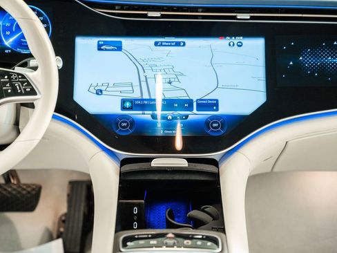 Used 2022 Mercedes-Benz EQS 580 4MATIC Sedan image 20