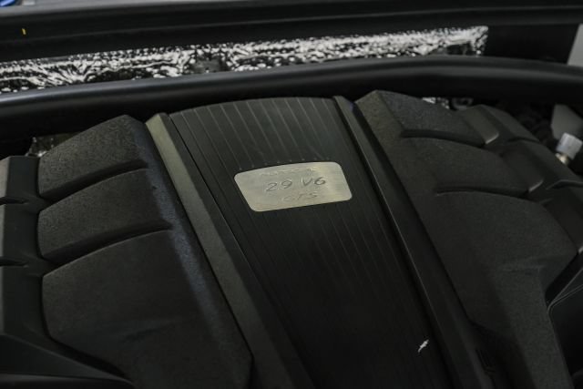 Used 2022 Porsche Macan GTS AWD/4WD image 49