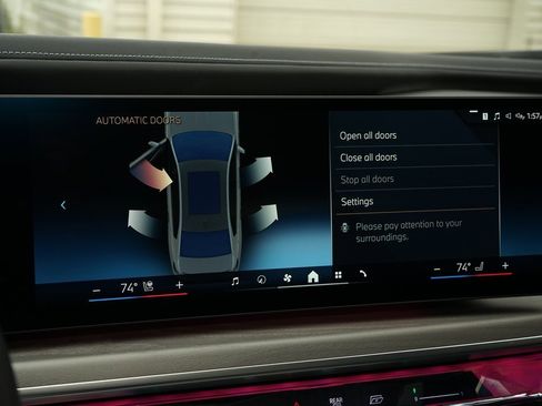 Used 2023 BMW 760i xDrive image 20