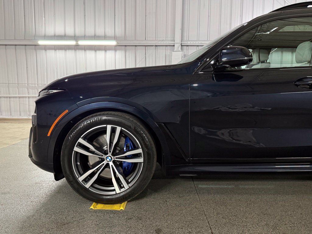 Used 2025 BMW X7 xDrive40i w/ Executive Package AWD/4WD image 15
