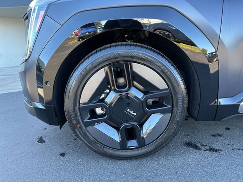 New 2026 Kia EV9 GT-Line image 12