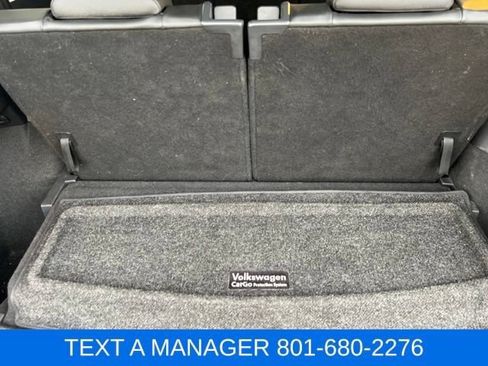 Used 2020 Volkswagen Tiguan SE FWD image 36