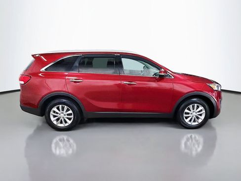 Used 2017 Kia Sorento FWD w/ LX Convenience Package image 10