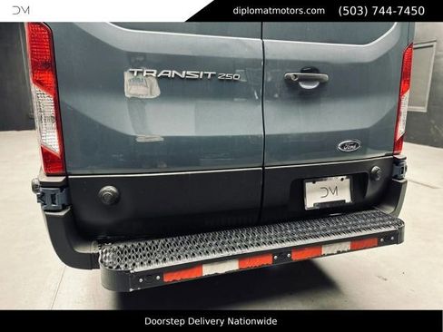 Used 2020 Ford Transit 250 148 High Roof Extended RWD image 16