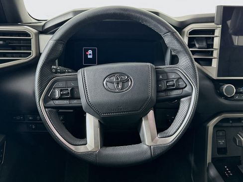 Used 2025 Toyota Tundra Limited image 18