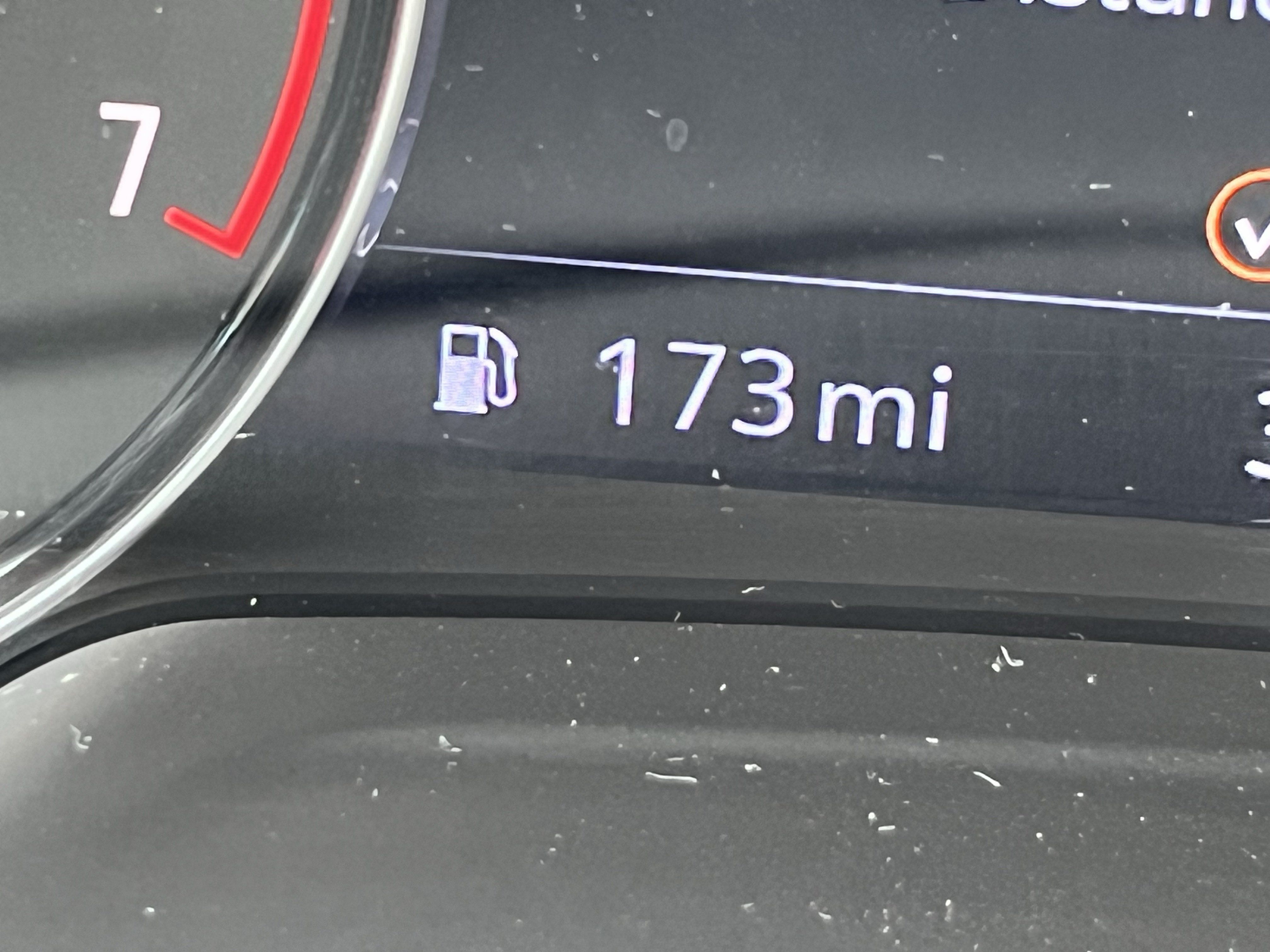 Used 2023 Buick Envision Avenir AWD/4WD image 29