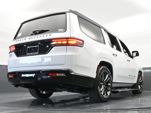 Used 2024 Jeep Grand Wagoneer Series II w/ Quick Order Packagew 28T image 60