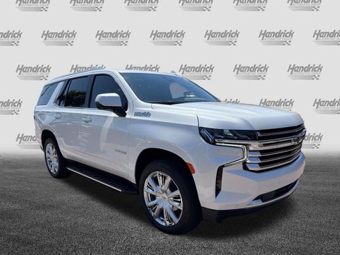 Used 2024 Chevrolet Tahoe High Country AWD/4WD image 2