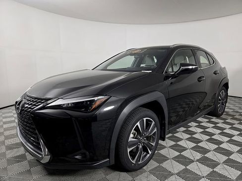 Used 2024 Lexus UX 250h AWD image 2