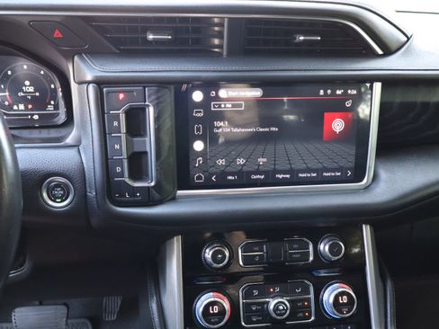 Used 2022 GMC Yukon Denali AWD/4WD image 36