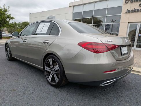 Used 2022 Mercedes-Benz C 300 Sedan image 4