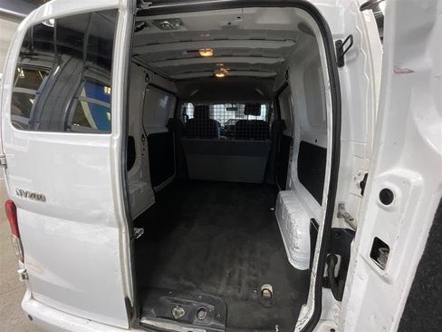 Used 2021 Nissan NV200 SV w/ Back Door Glass Package image 19