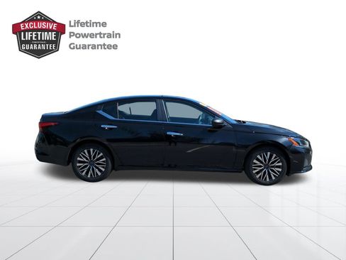 Certified 2024 Nissan Altima 2.5 SV image 2