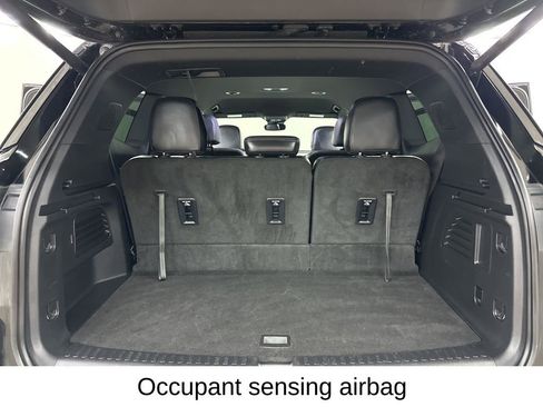 Used 2025 Buick Enclave Preferred image 27