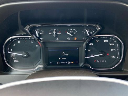 Used 2021 GMC Sierra 1500 SLT AWD/4WD image 17