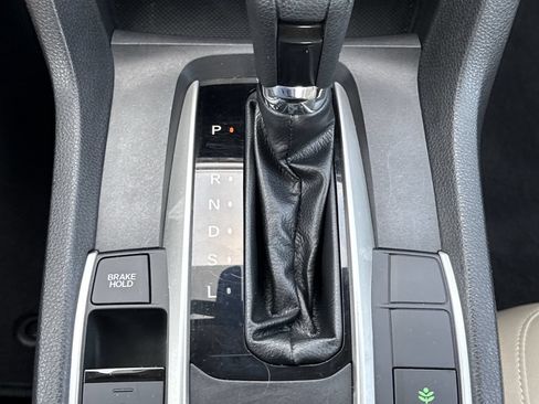 Used 2019 Honda Civic LX image 24