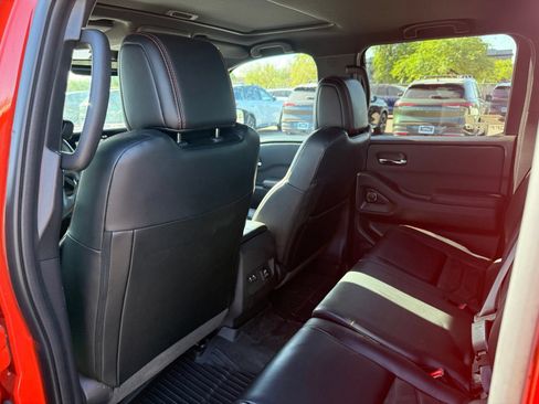 Used 2025 Nissan Frontier PRO-4X w/ Pro Premium Package AWD/4WD image 10