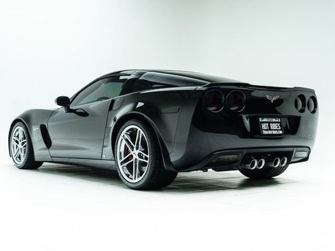 Used 2008 Chevrolet Corvette Z06 w/ Preferred Equipment Group image 18