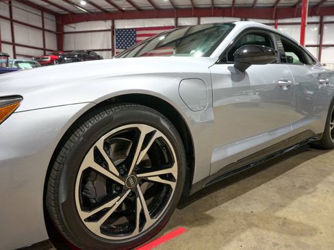 Used 2022 Audi e-tron GT Premium Plus w/ Performance Package AWD/4WD image 25
