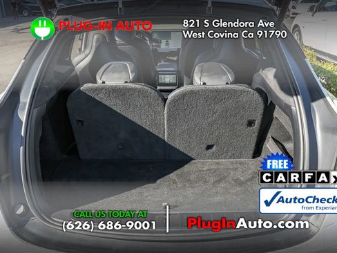 Used 2022 Tesla Model X Plaid image 14
